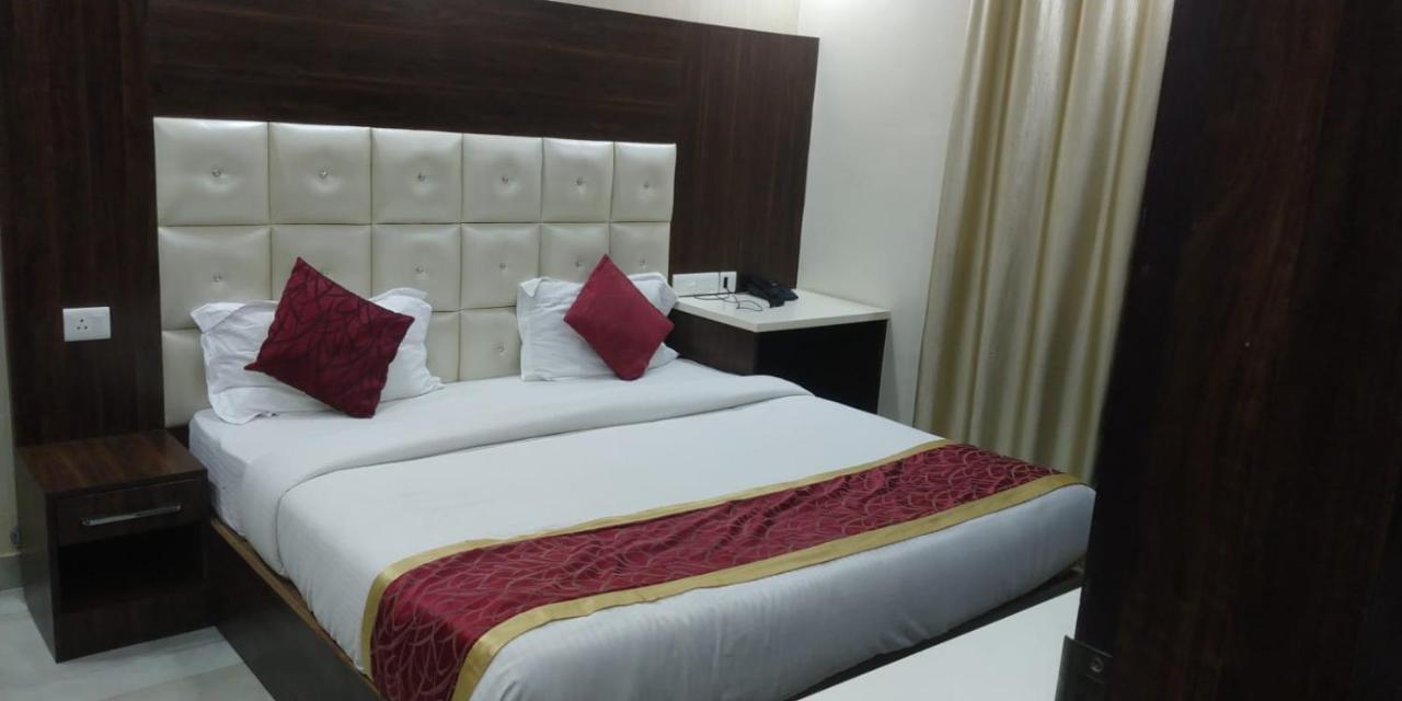 Hotel Ss Grand Lucknow Exterior photo